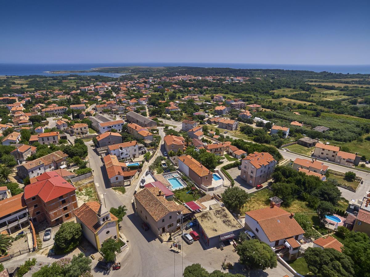Apartments Ceh Ližnjan Dış mekan fotoğraf